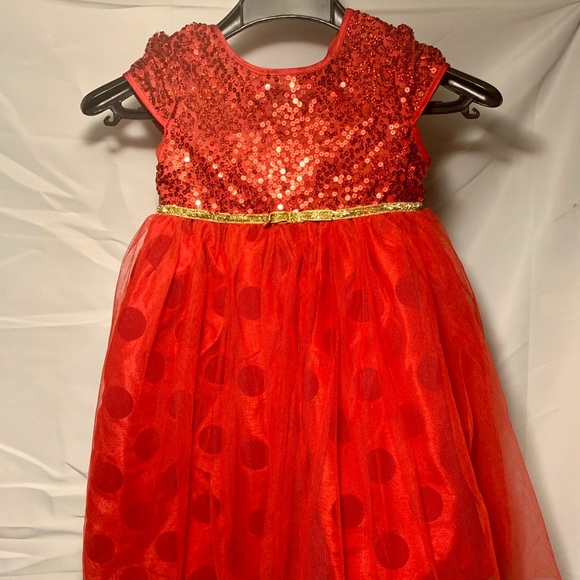 Blueberi Boulevard Other - Girls red sequin & tulle dress gold belt